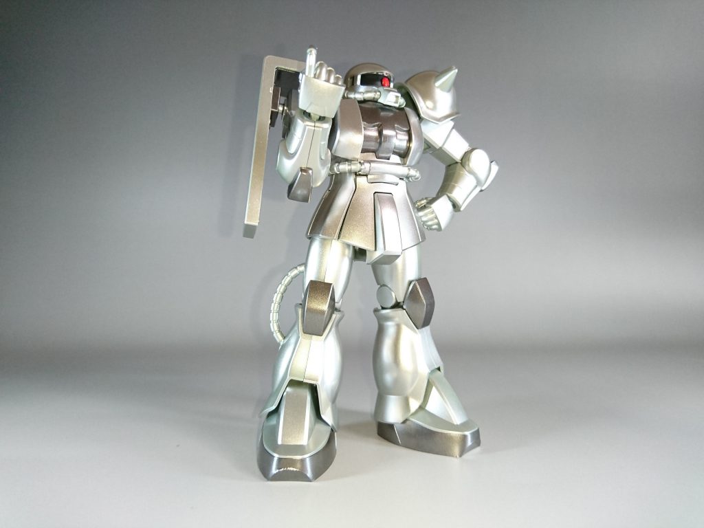 銀ザク–5枚目/制作者：滝 由佳理