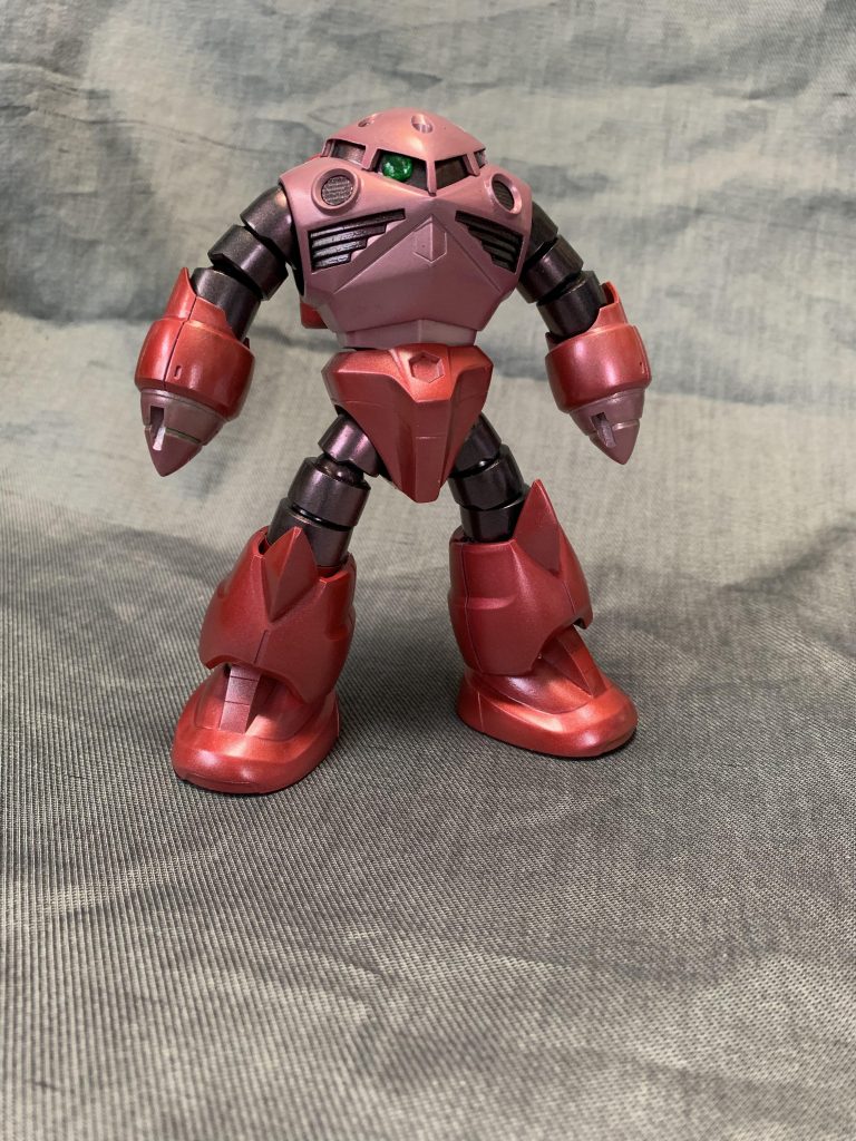 フロントビュー
思ったよりトランザムカラーも太陽炉も馴染んでしまうという罠