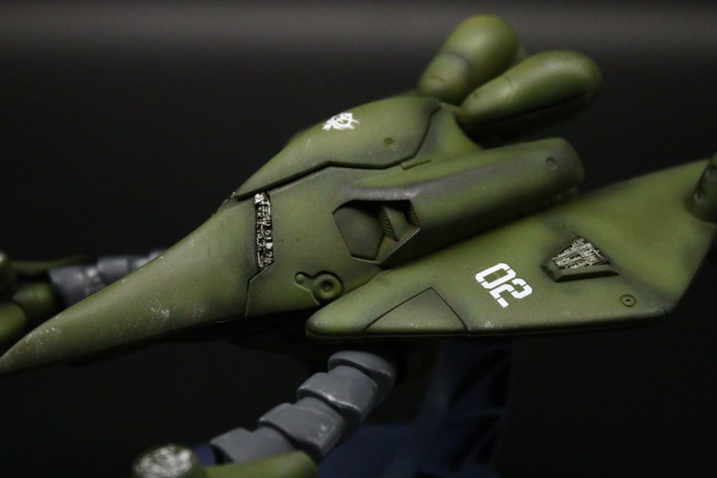 ちらっと中身を見せてます