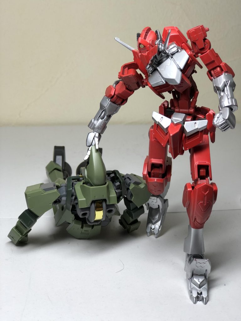 ガンダム赤いアイツ–3枚目/制作者：タビカス