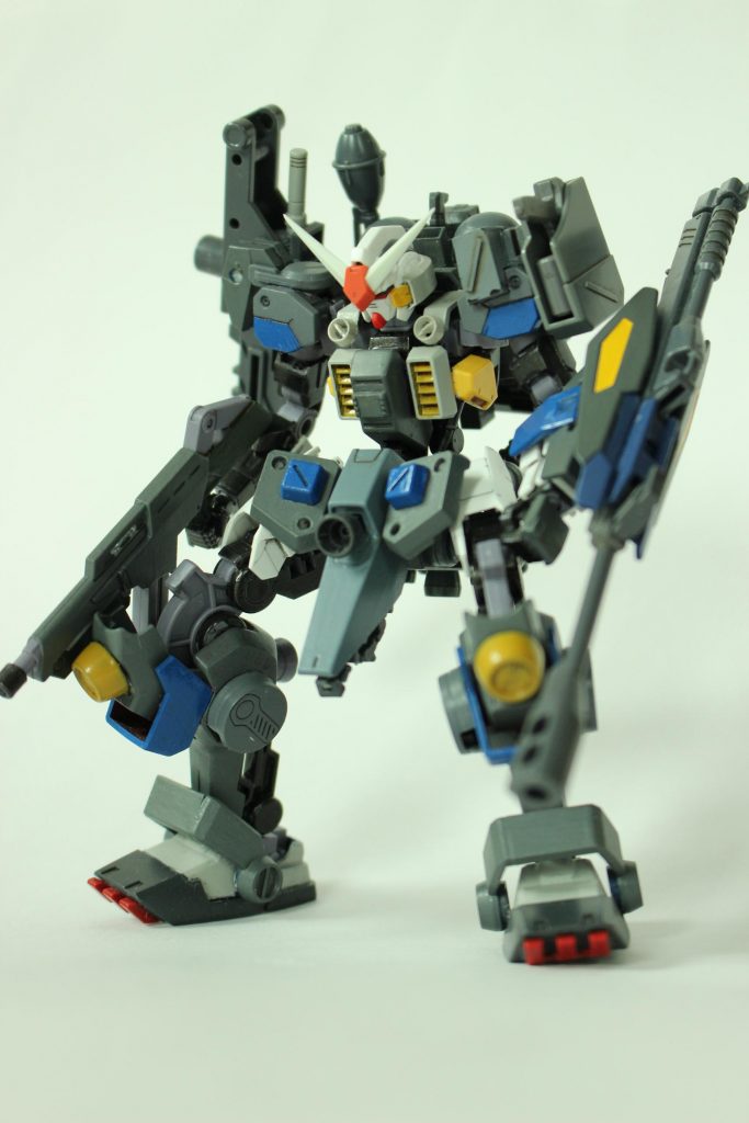 全武装装備形態
様々な武器を携行することであらゆる戦況に対応できる。