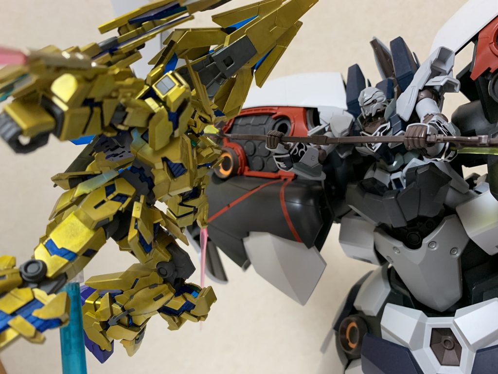 フェネクスVSⅡネオ･ジオング

これがやりたくて作ったと言っても過言ではないです。٩( ´ω` )و