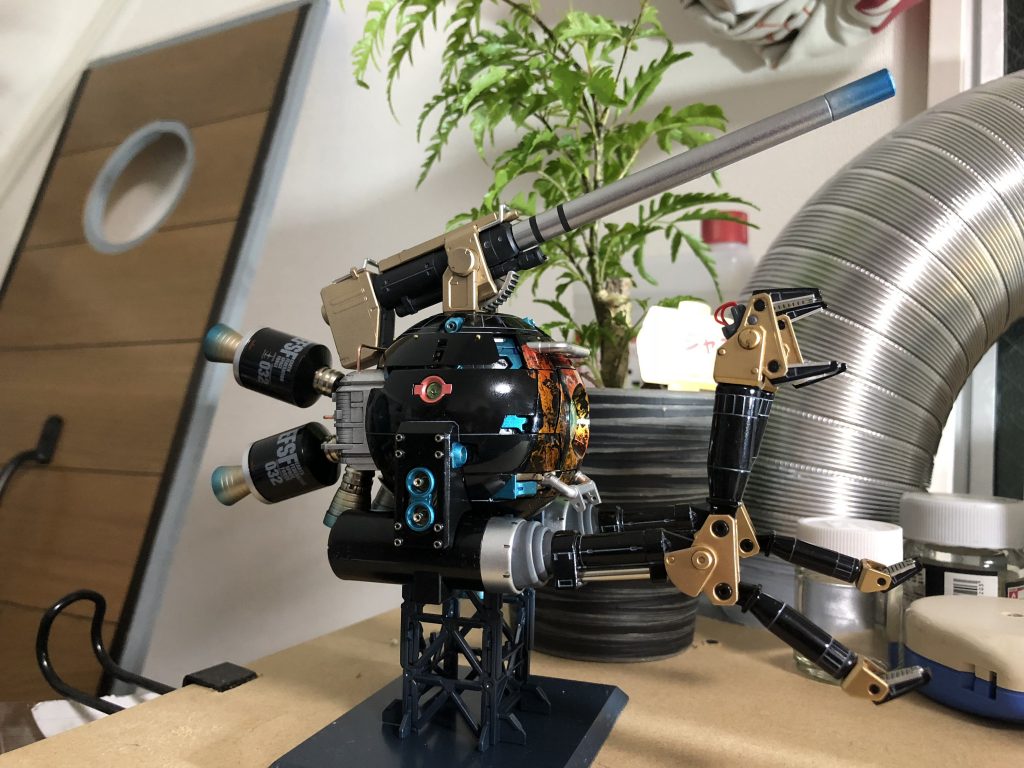 エースパイロット用ボール改修型–2枚目/制作者：ニュ〜ア