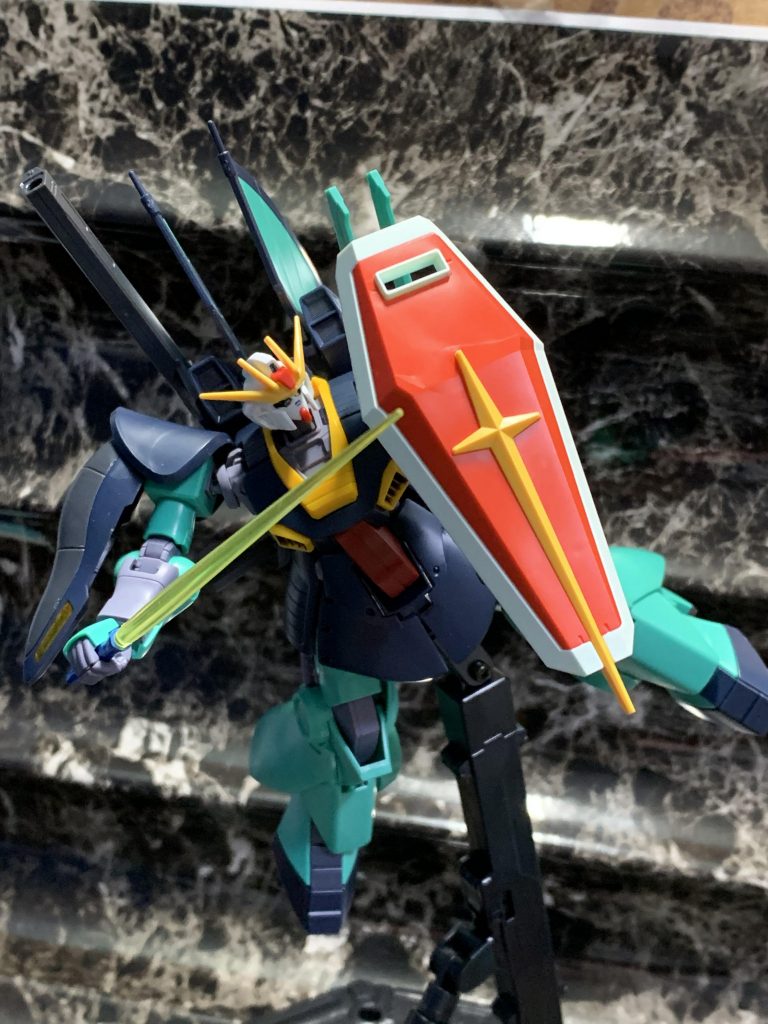 ガンダム顔ディジェ–5枚目/制作者：いたちょー