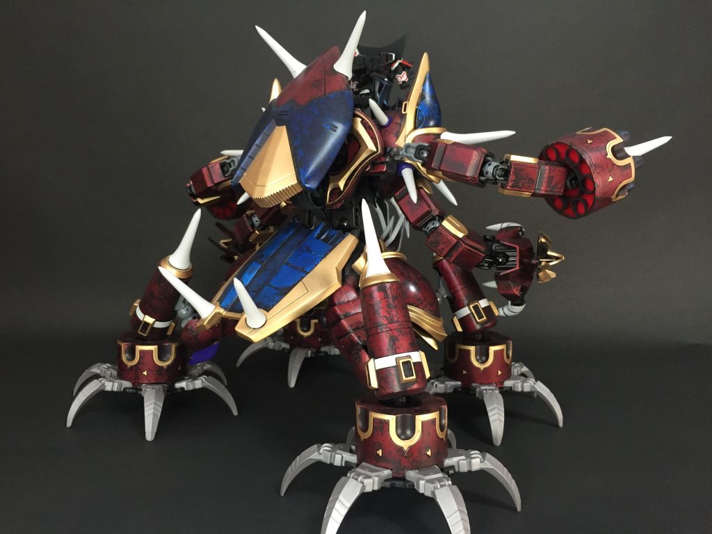 巨大な体躯は闇の魔力に覆われた堅牢な装甲に覆われている