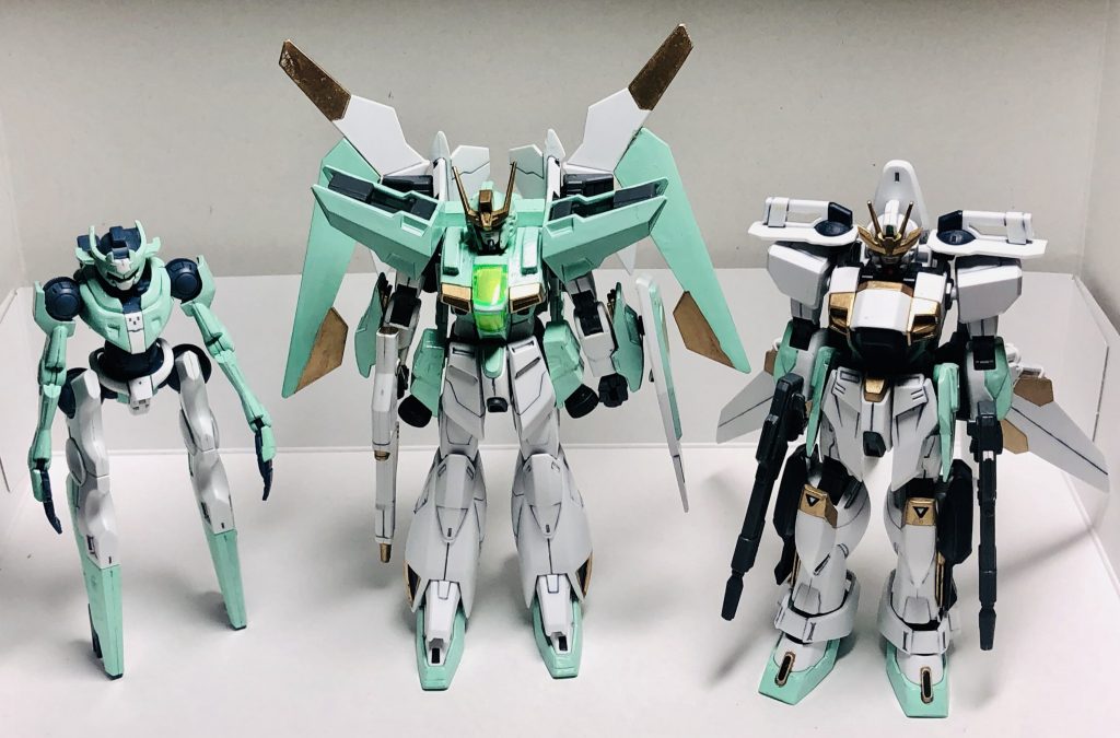 AXシリーズ3機を並べてみました。
右:AXティターニア
中央:AXオベロン
左:パックナイフ

画像の掲載上限の都合により、それぞれ個別で投稿してあります。