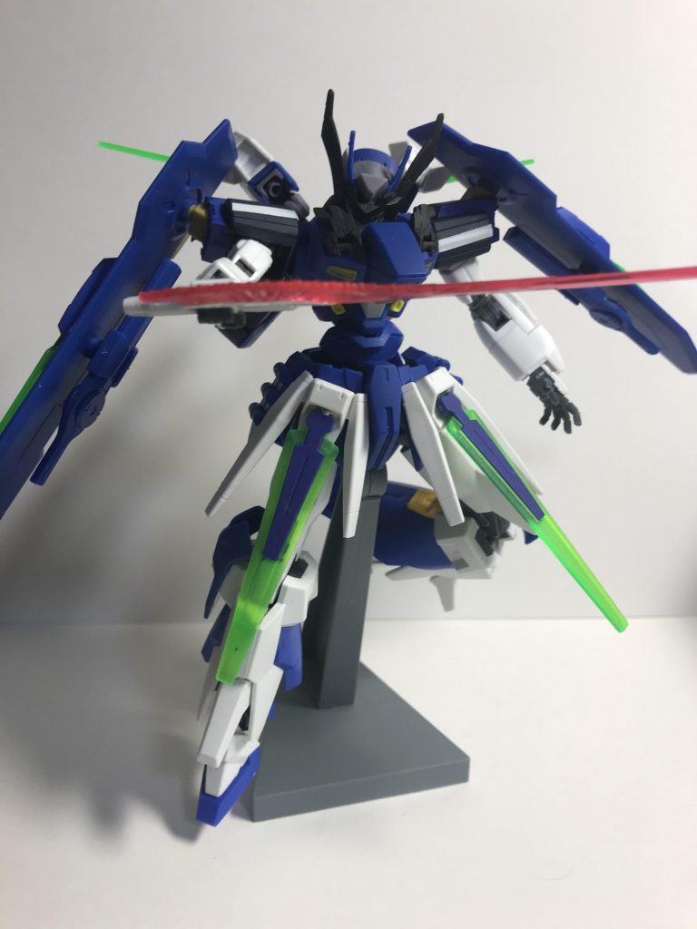 ビームトマホーク構え
高主力感あるのが好きで これを選びました