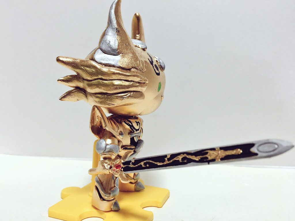 サイド。剣はBB戦士300番劉備ガンダムの龍帝剣から。