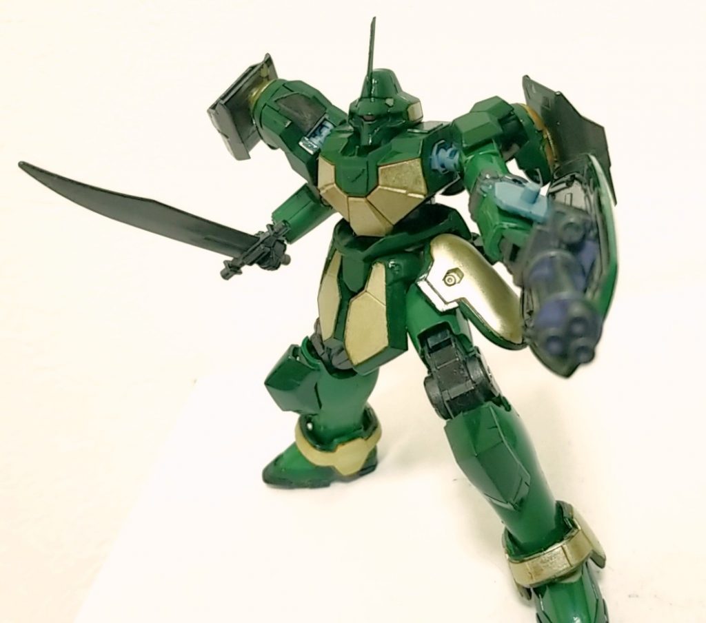 連射性はあるが弾倉をあまり装備しておらず、弾数は少ない