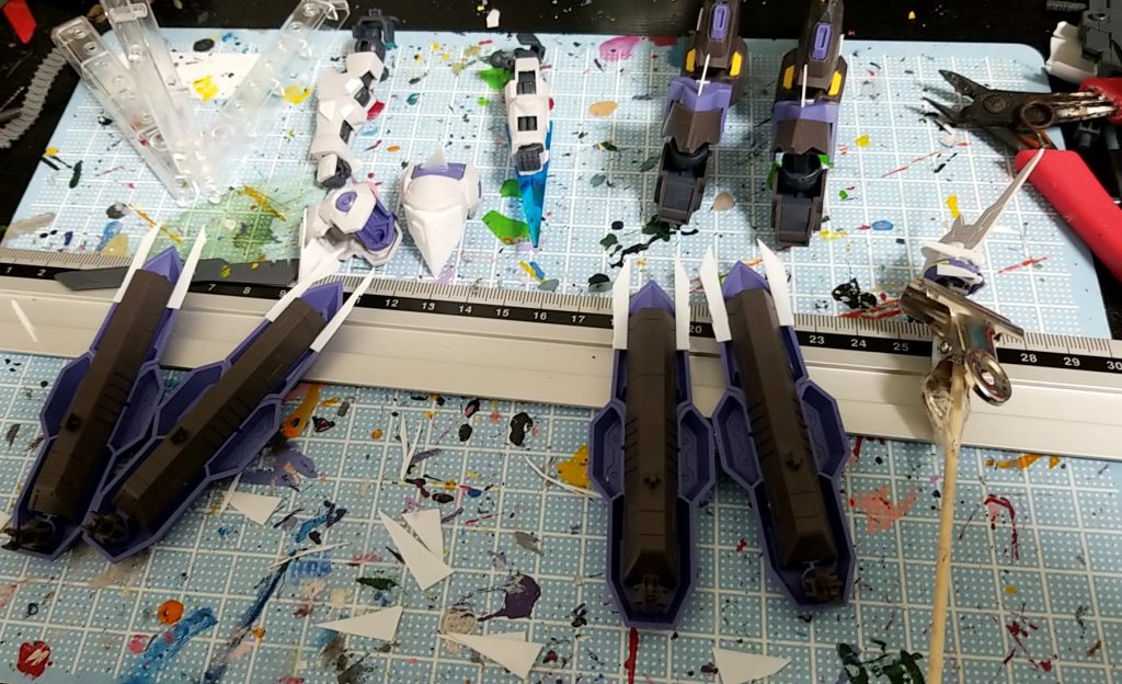 キマリスヴィダールはどちらかというと丸みを帯びていたが、今回はかなり尖らせてみた
主にプラ板を用いて先端を尖らせたりなど