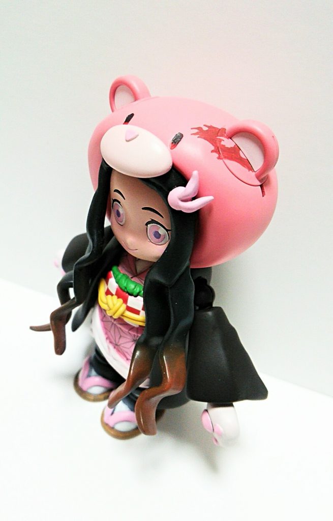 頭のクマはお兄ちゃんの炭治郎仕様です。