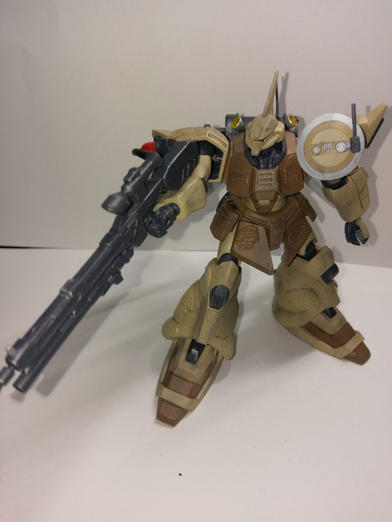 足は曲がらない
腕は曲がらない
ライフル構えられない
狙撃ポーズとれないw