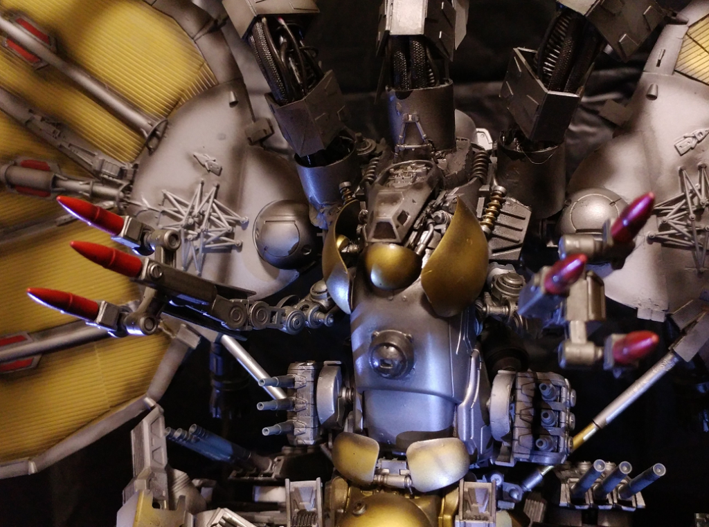 サブアームも今回は搭載しています。
先端にはカドミウム弾を搭載。