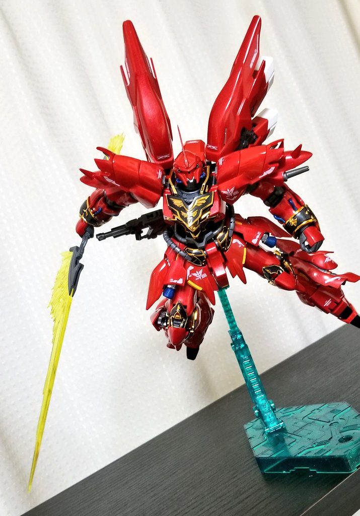 迫ってくる…!!!