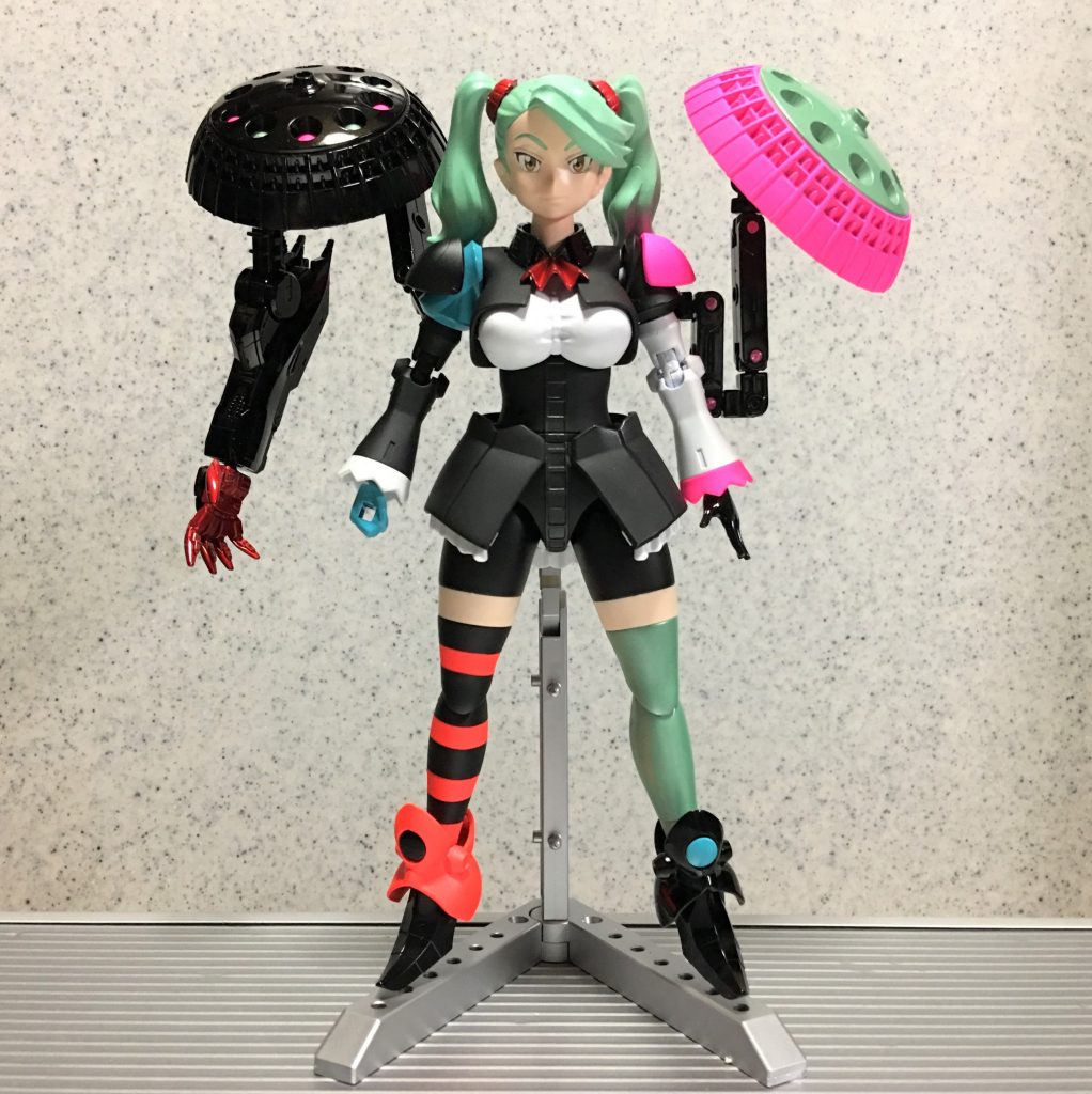 (   。・v・。)ノ 今回は、はいぱーギャン子をキャンバスに、原宿ファッションやゴスロリをカラーモチーフにしました。