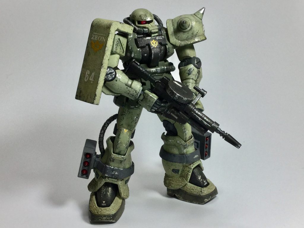 120㎜ザクマシンガンを装備、おい！こいつの120㎜あるか？