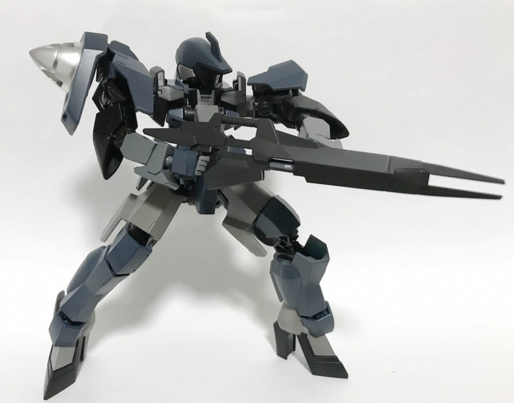 HGダブルオースカイのビームライフル。
折角GNドライヴを取り付けたので射撃武器もGN粒子対応のものを持たせました。