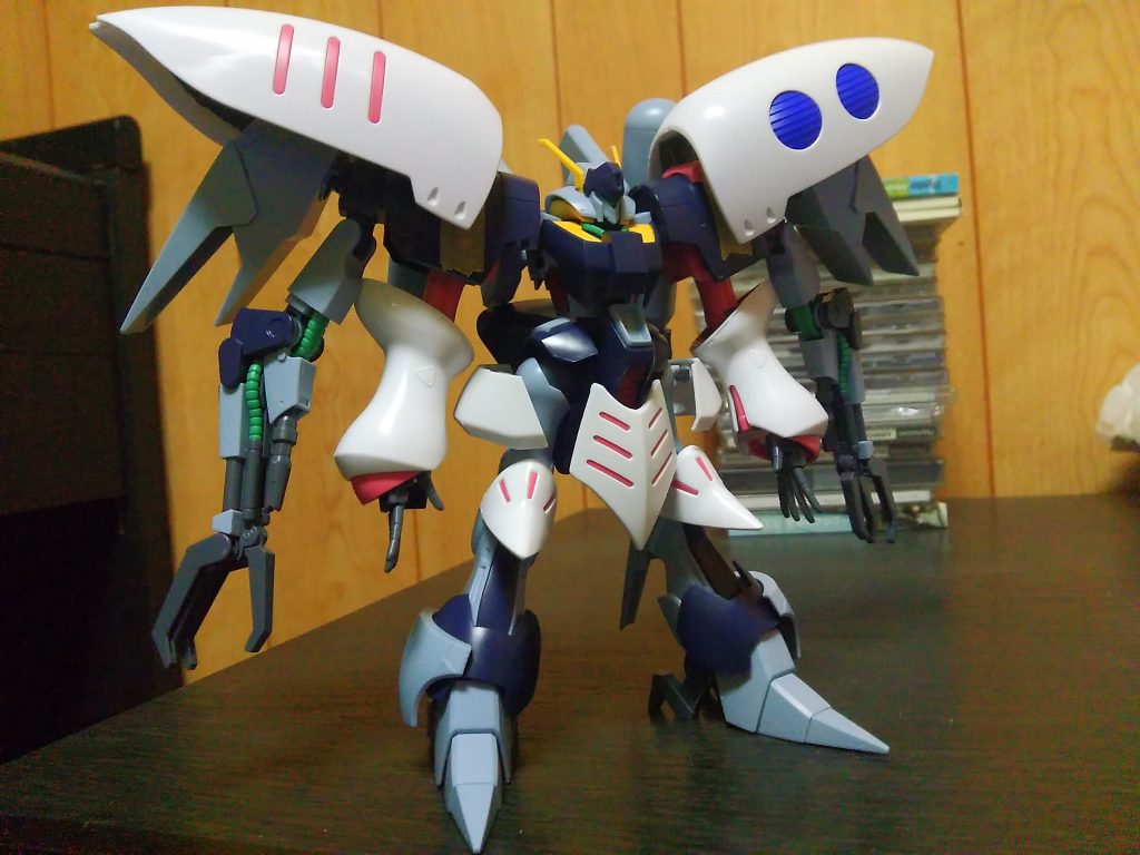 ベースのバイカスにキュベレイっぽさが強い部分をただ貼っつけていっただけといった感じです。