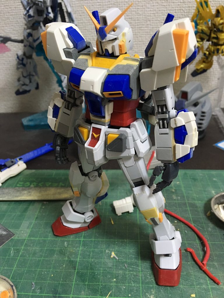 黄色い部分は主にパテでフィッテイングしました。