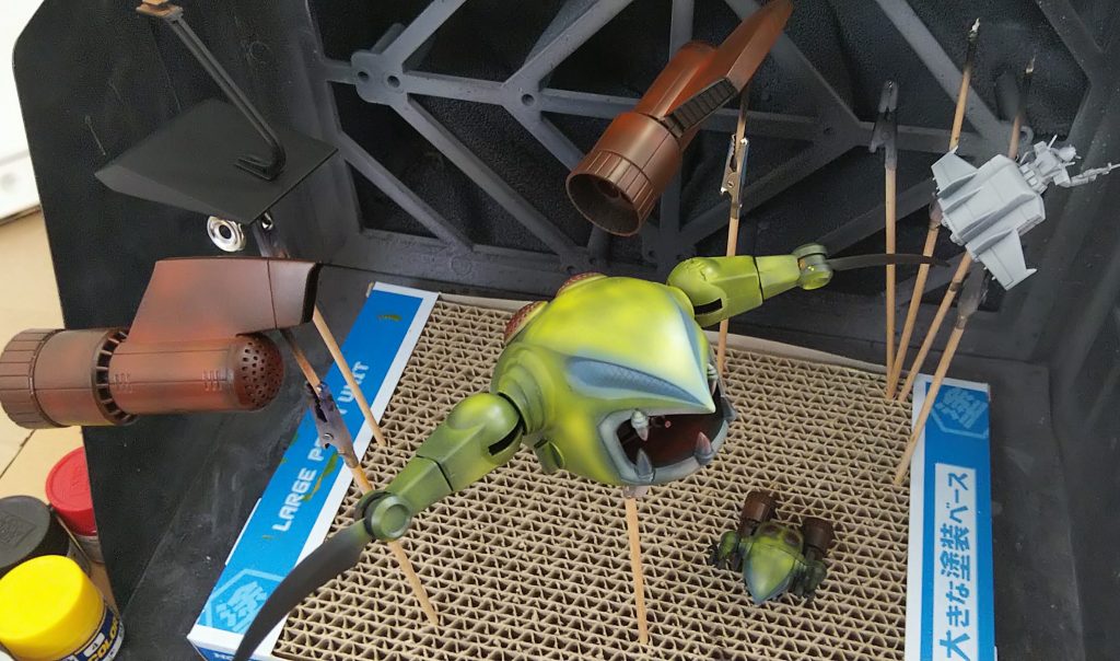 エアブラシでラッカー下地塗装