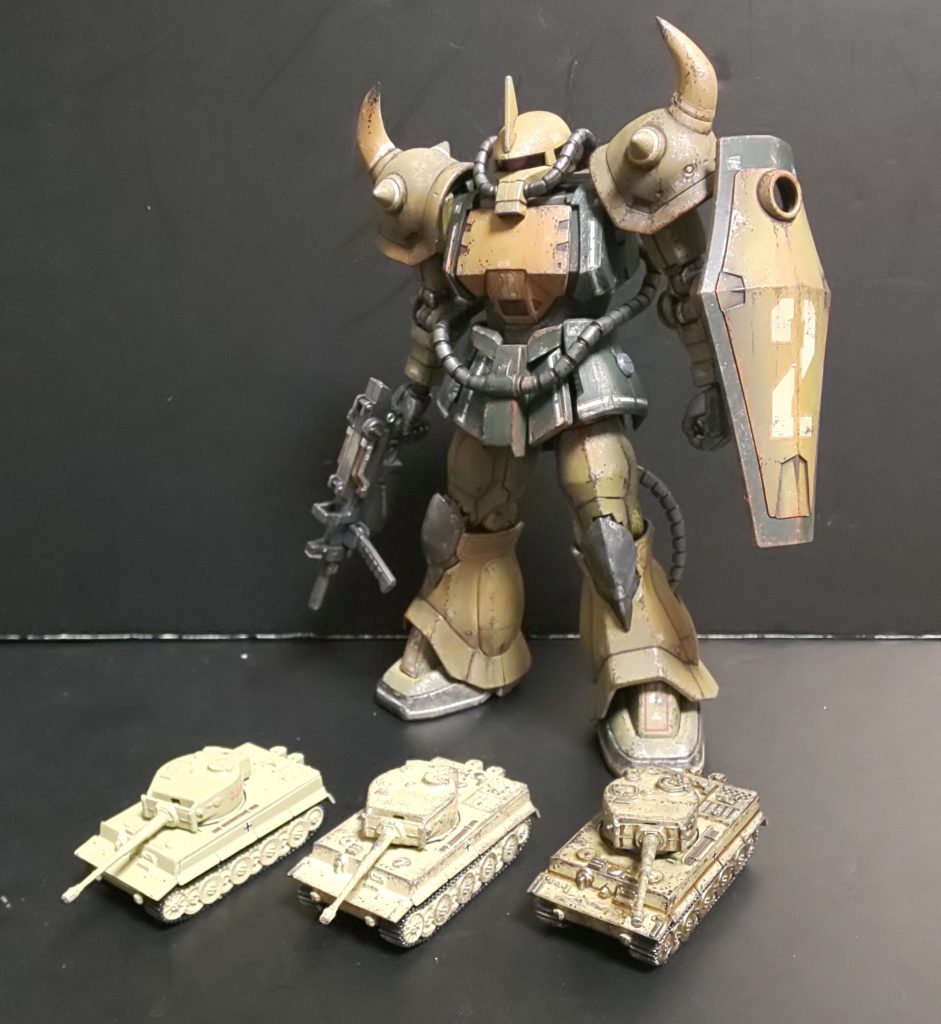 プロトタイプグフと猫戦シャー
1/144比較♪
ガイアの赤サビエナメルフィルタリングとウェザリングカラーペンのチッピング効果がわかりますでしょうか?
腕はオリジンザクと同じ仕様のため、肘関節で後ハメ加工。