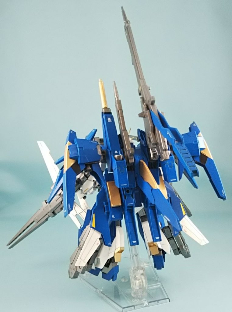 バックです。てんこ盛りです。