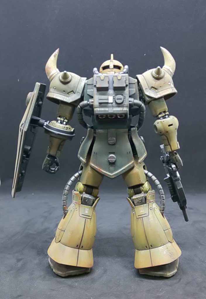 バックショット♪
スカートの側面、バックの武装装着用穴をコトブキヤモールドでフタ。
錆び垂れなど
ウェザリングマスターとリアルタッチマーカー効果!