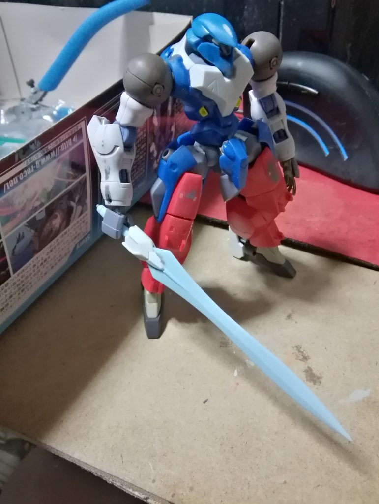 ガ系の剣とバルバトスのサイドスカートです