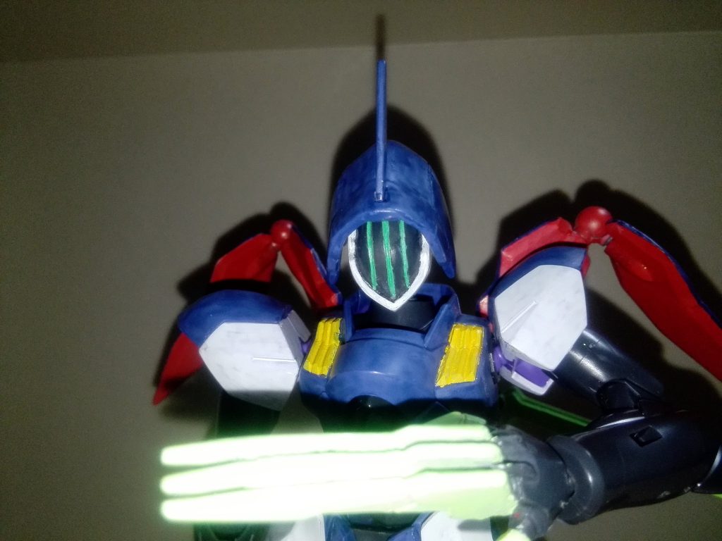 シグル爪は丈夫さと作りやすさを考慮しました。見映えも悪くないはず。