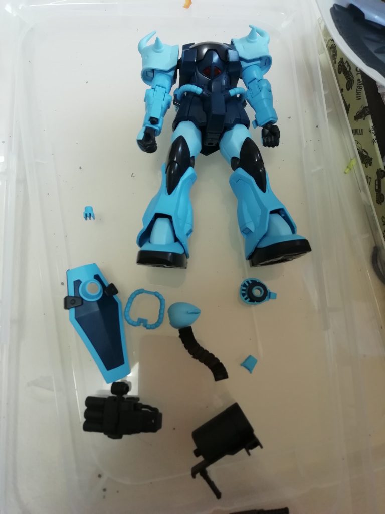 グフカスタム　ノリス専用機–2枚目/制作者：新人メカニック