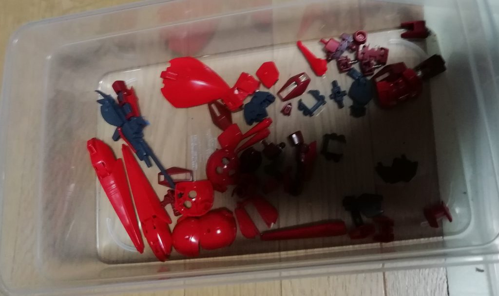 R・ジャジャ–2枚目/制作者：新人メカニック