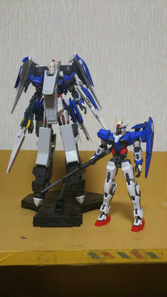 フル装備のルーラは自立不可によるベース使用
ハルートの長靴をイメージしつつブースター取り付け、オーライザーのバインダーをほぼ流用