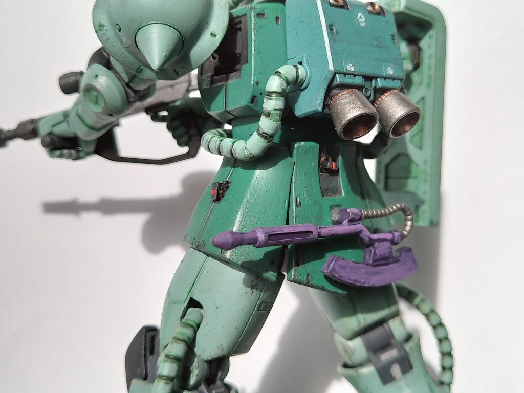 腰の穴はマウントラッチ風の穴埋めパーツを作成