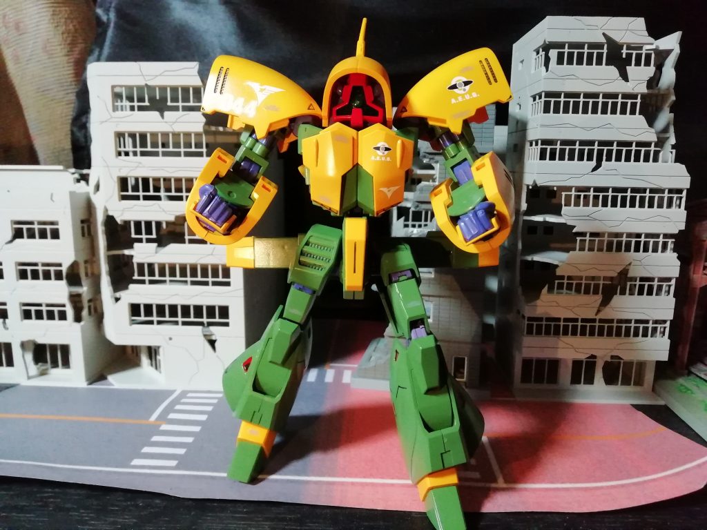 アッシマー–2枚目/制作者：新人メカニック