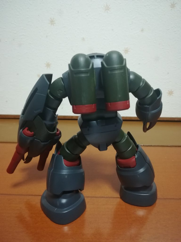 後ろ！うん！普通のズゴックだわ！！