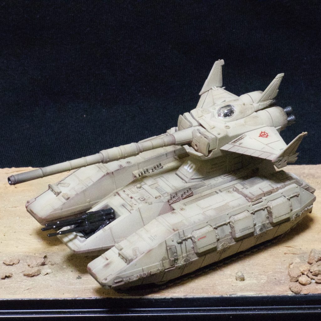 レッドブラウン下地のバフで塗装し、ウェザリングしました。