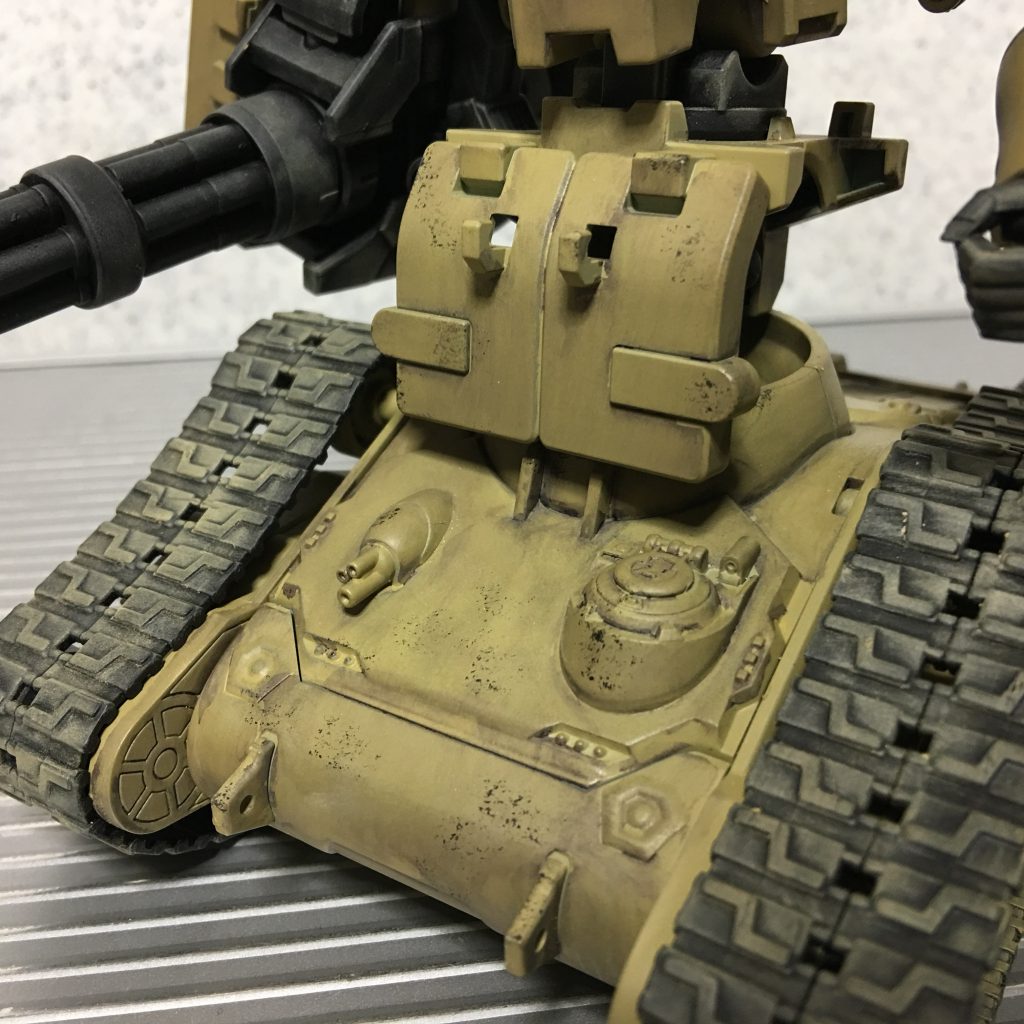 正面装甲:ウォッシング、チッピングともにうまくいった箇所です。