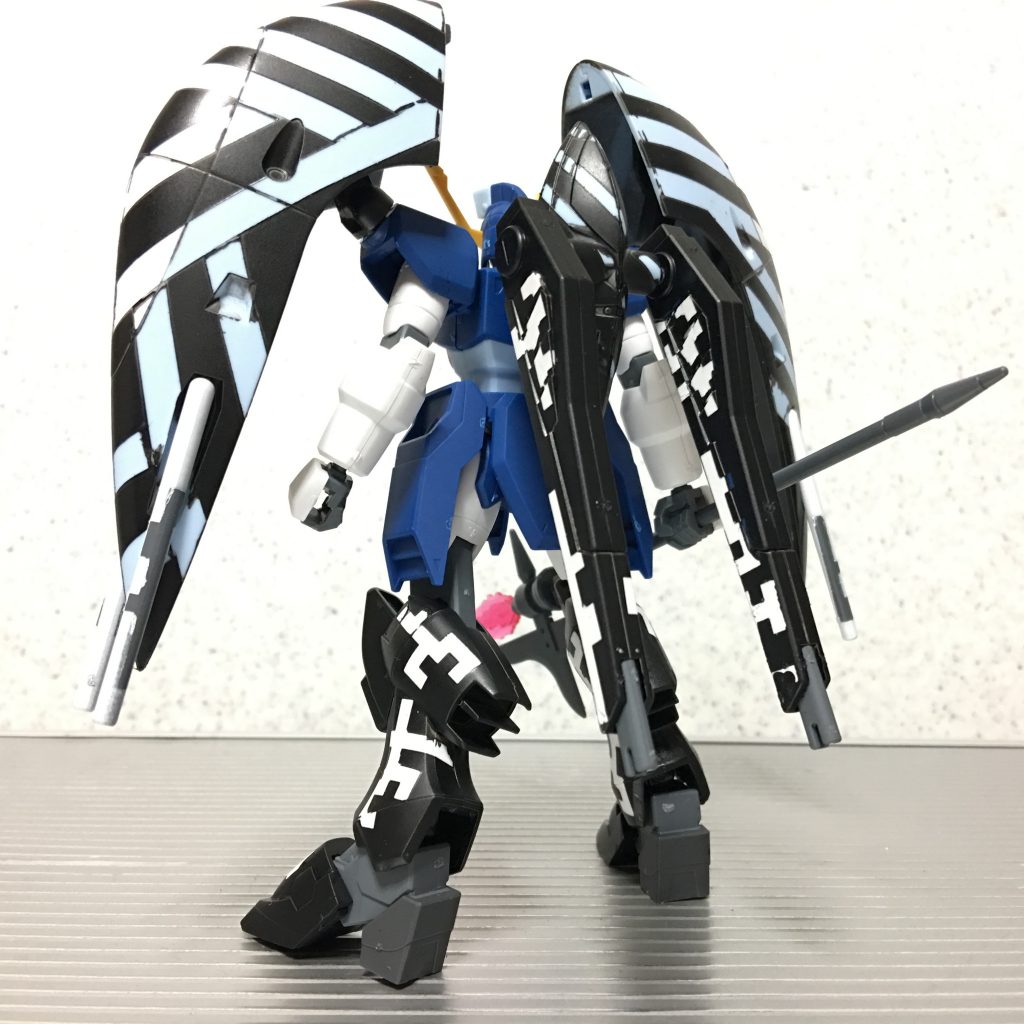 アビスガンダム・カモフラージュ–3枚目/制作者：アトリエ コメットハート
