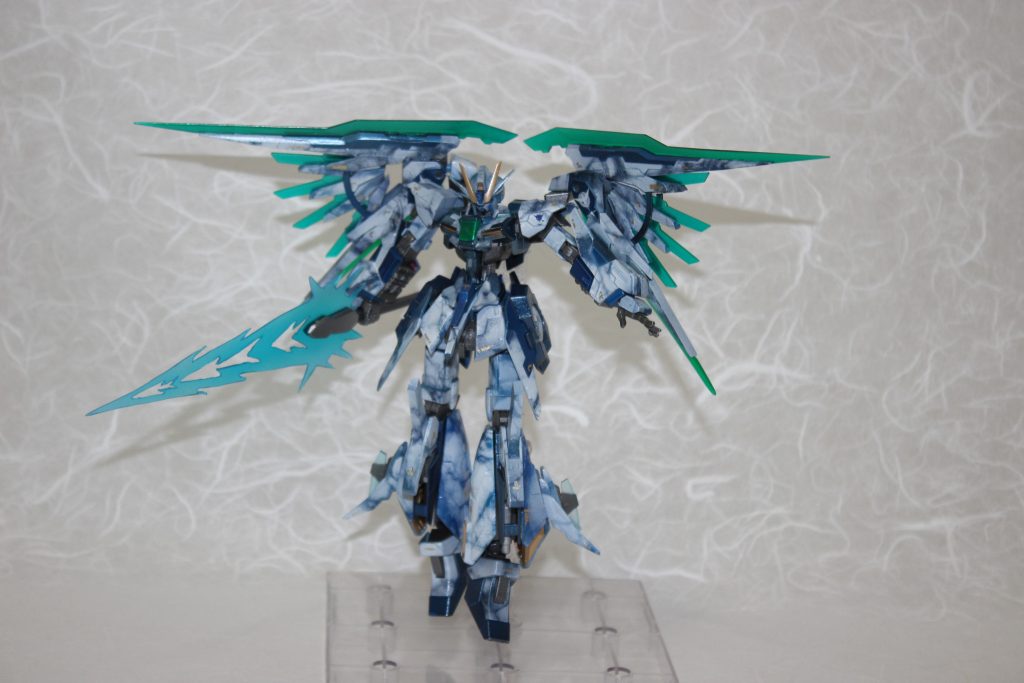 GNドライヴ搭載機体の例に漏れず本機もトランザムを使用できます。
本機のトランザムは…