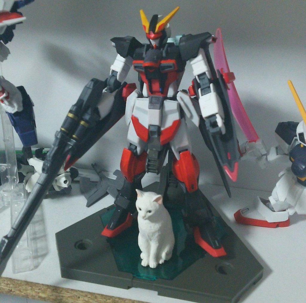 製作途中は射撃武装がバスターライフルだったりもしました