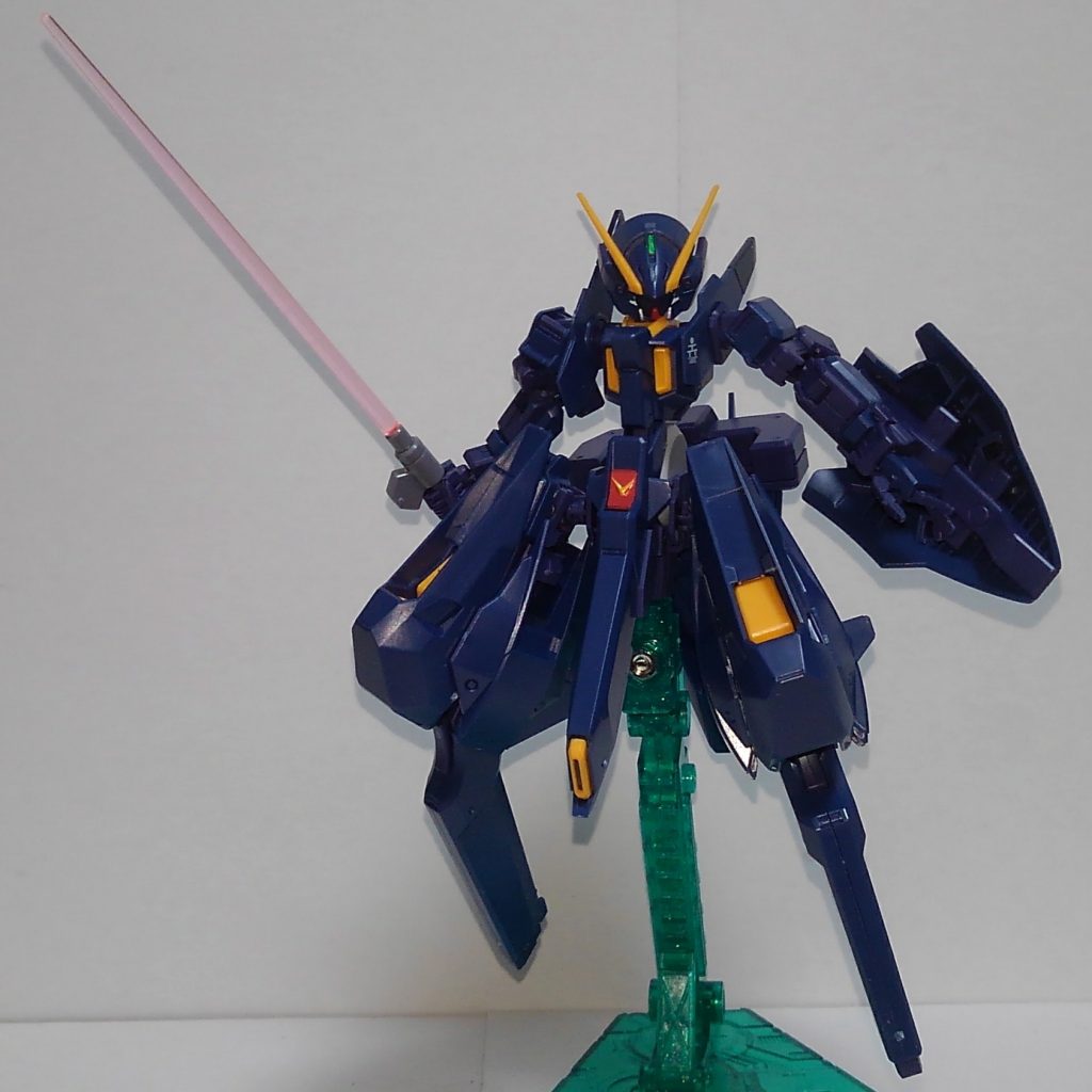 接近戦装備が無かったのでジャンクから作ったビームサーベルを持たせてみた