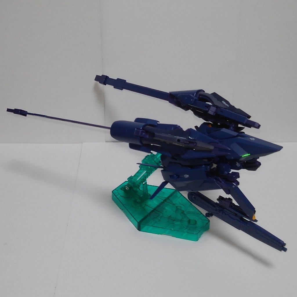 ＭＡ形態。奥行きと幅がデカい...