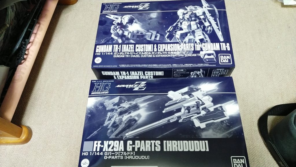 【ガンプラデータ】※ガンダムＴＲ－１【ヘイズル改】＆ガンダムＴＲ－６用拡張パーツキット種別：ＨＧＵＣ（ハイグレードユニバーサルセンチュリー）発売：2019年5月（以降随時）（プレバン）※ヘイズル改としては2015年9月発売価格：1620円（税8％込み）関連ガンプラ：ＨＧＵＣ　ガンダムＴＲ－６【ウーンドウォート】（拡張パーツが付属。ティターンズ製各種ＭＳとのコンビネーションを再現可能。ヘイズルＩＩでも対応、プレバン）※Ｇパーツ【フルドド】キット種別：ＨＧＵＣ（ハイグレードユニバーサルセンチュリー）発売：2019年5月（以降随時）（プレバン）価格：1188円（税８％込み）関連ガンプラ：ＨＧＵＣ　ガンダムＴＲ－１【ヘイズル改】（合体可能。一般・プレバン・アドバンスドのどれでも対応）ＦＧ　Ｇパーツ【フルドド】（電撃ホビーマガジン付録。基本仕様はここから引き継ぎ）