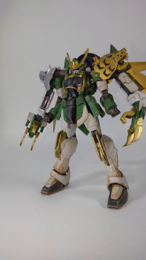 この機体はこうゆう汚れが似合うのでは…ということで練習台に選びました。