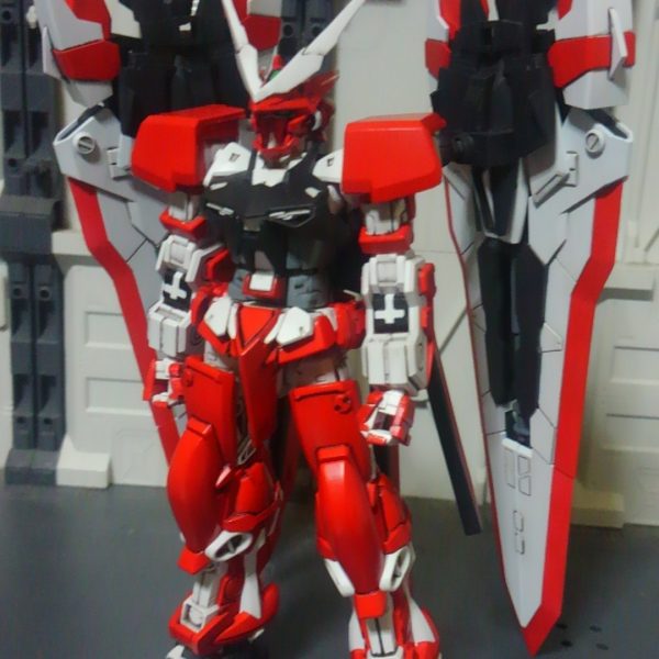 ガンダムアストレイターンレッド