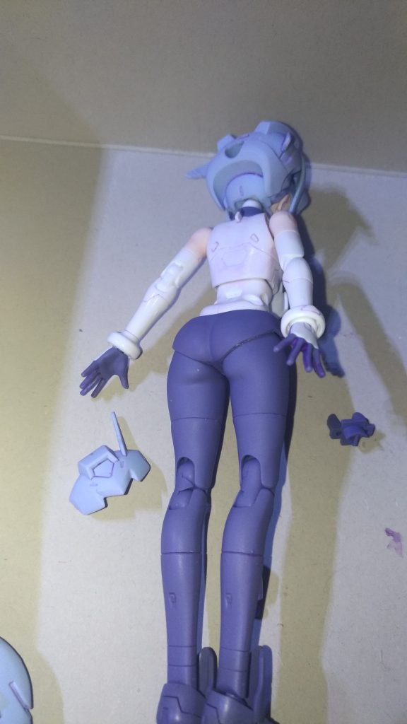 おしりの造形がいやらしい。いいぞもっとやれ。
サラちゃんとしてはもちっと小さくても良い気はします。