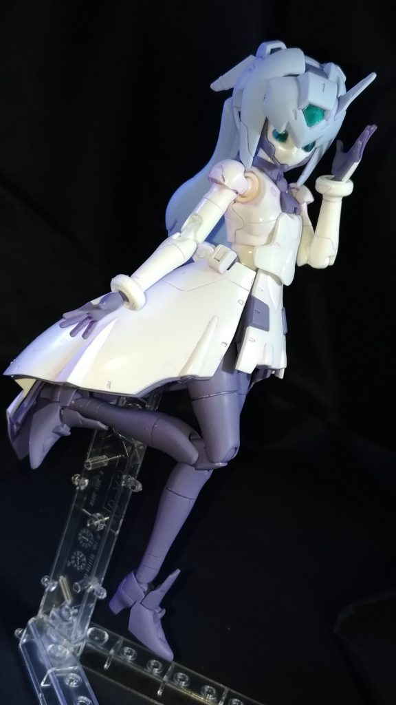 スカートの可動範囲があんまりないんで座ったりできないのでちょっと残念。後になって可動範囲ひろげといたらよかったなあと思いました。