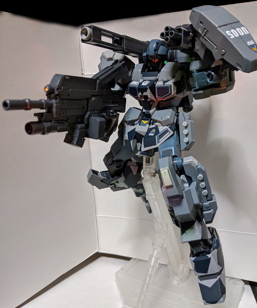 重火力備という事もあり射撃ポーズをとらせると格好良く見えます