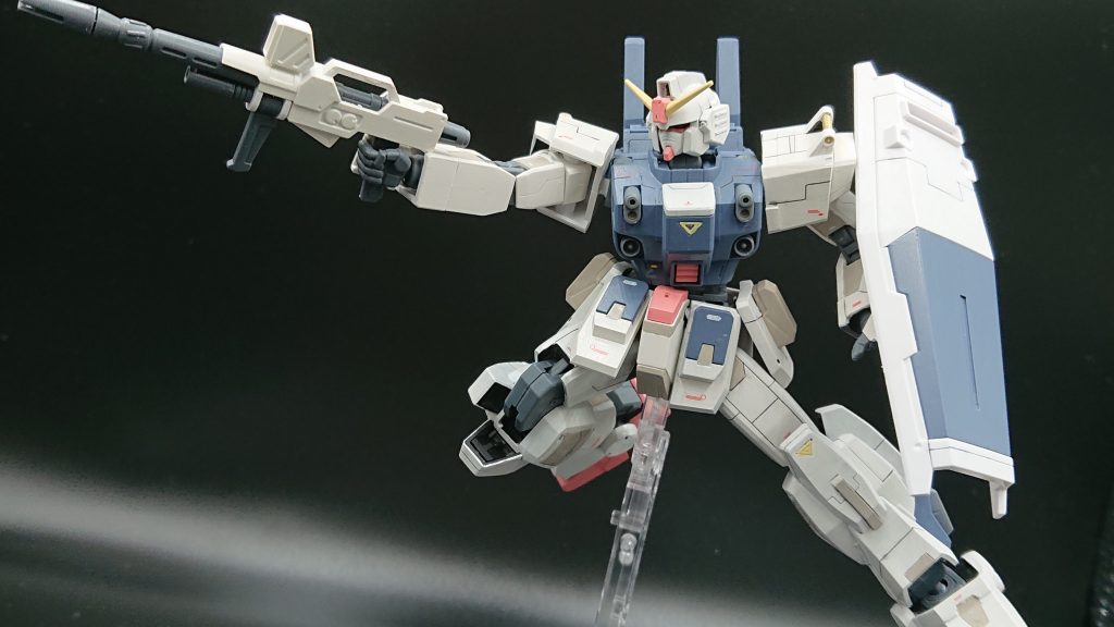 スタイル自体はかなり良いので、ディテールアップと一部合わせ目消しを施して処理しています