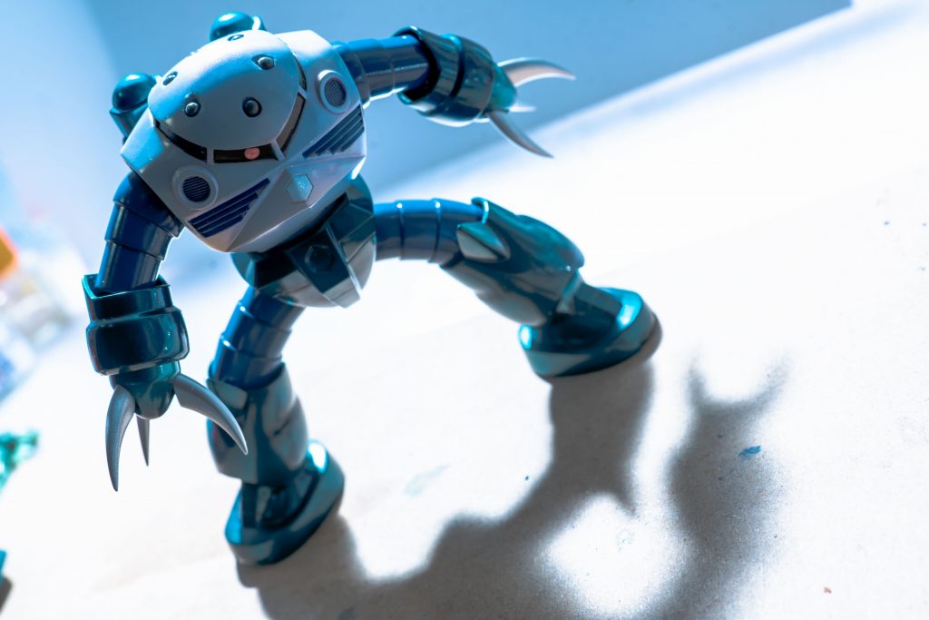 旧キットの造形、劇中のイメージに近くてとても良いよ。。